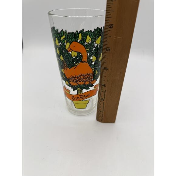 Vintage 12 oz Brockway 12 Days Of Christmas Glass 6th Day 6 Geese a Laying - Picture 7 of 7